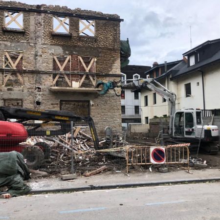 KONOR derribos y demoliciones a máquina